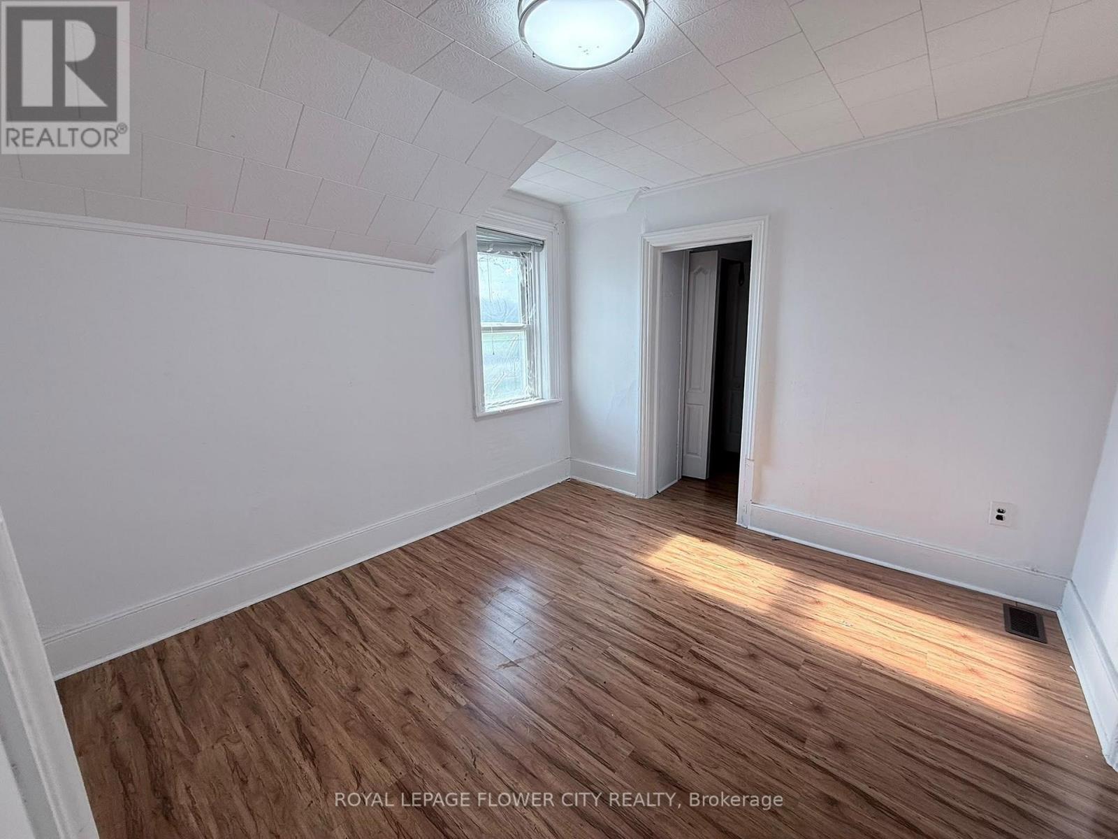 Main - 156097 Highway 10 Property Photo 11