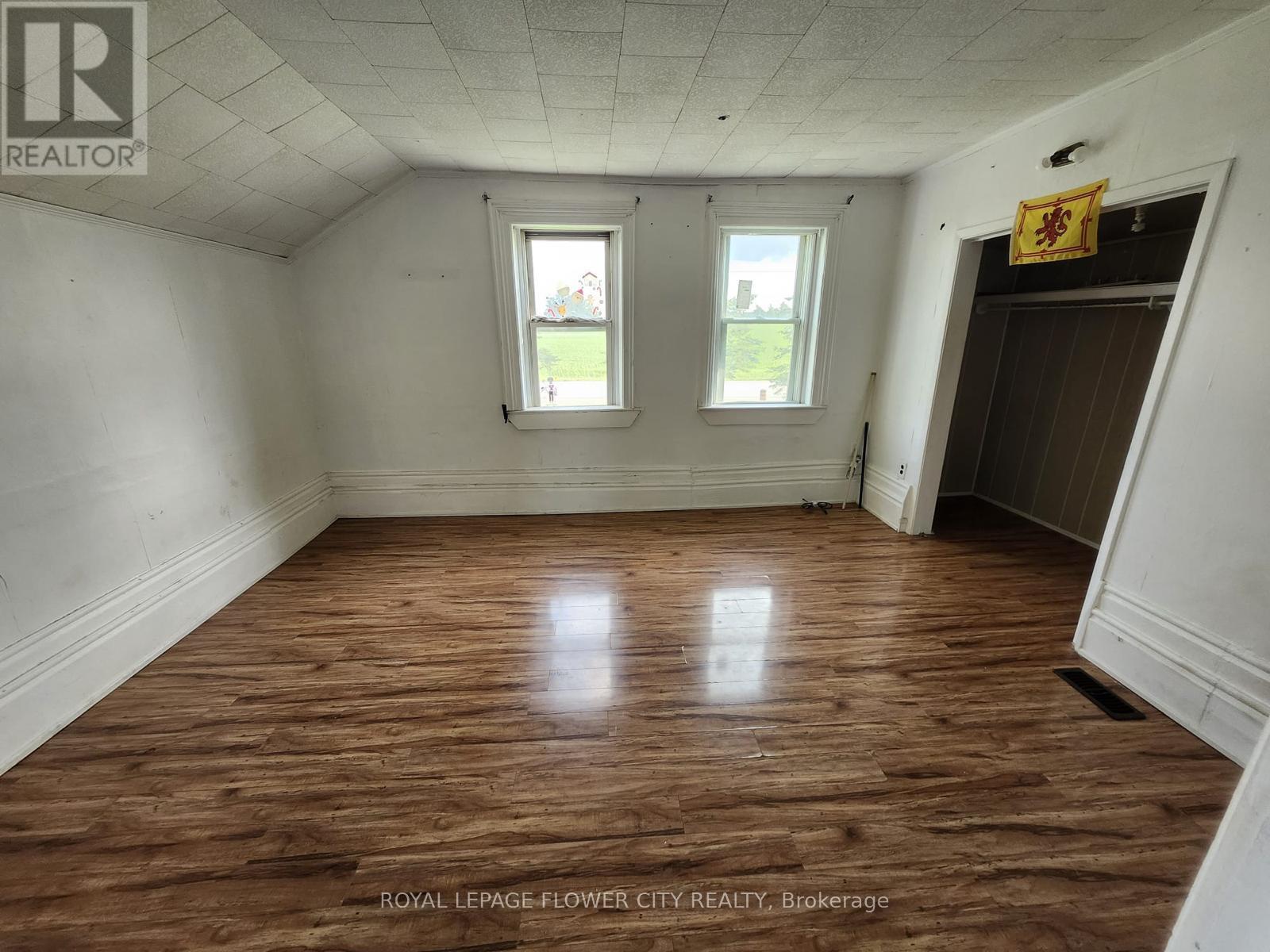 Main - 156097 Highway 10 Property Photo 12