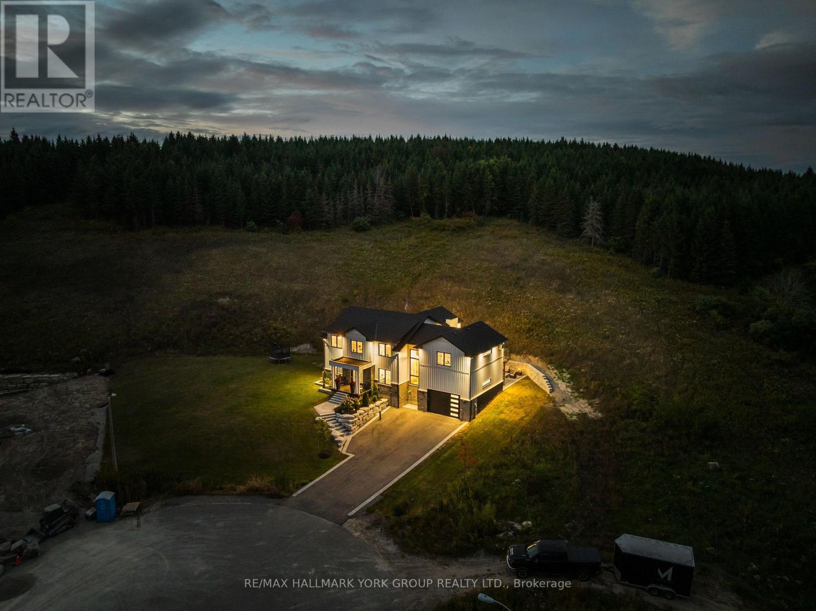 13 Archibald Court Property Photo 1