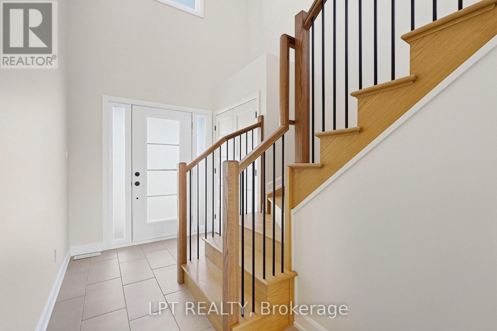 72 Chateauguay Street Property Photo 3