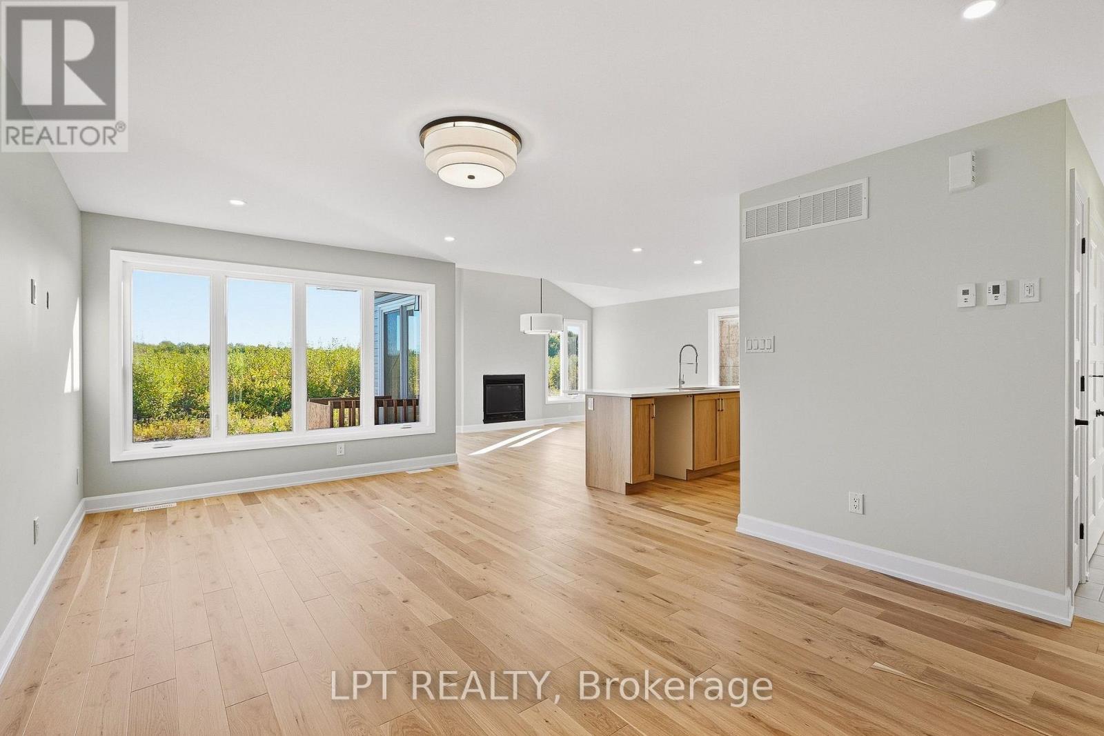 72 Chateauguay Street Property Photo 6