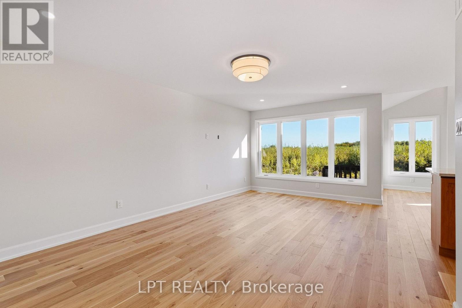 72 Chateauguay Street Property Photo 16