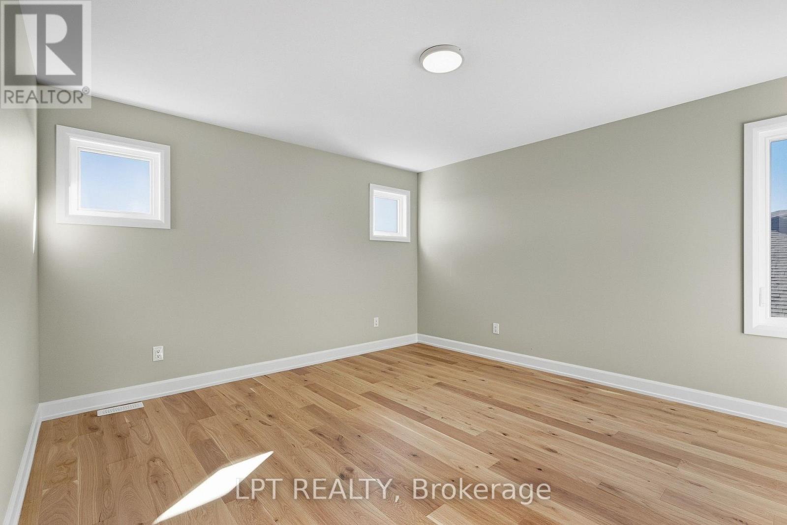 72 Chateauguay Street Property Photo 18