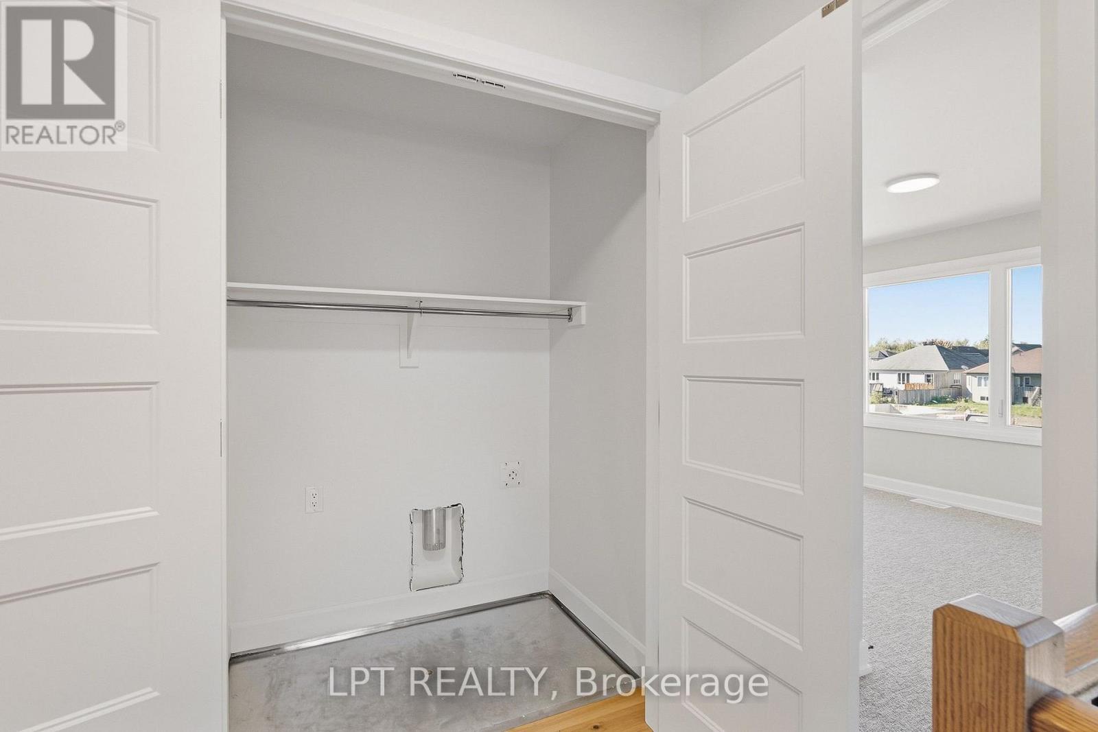 72 Chateauguay Street Property Photo 22
