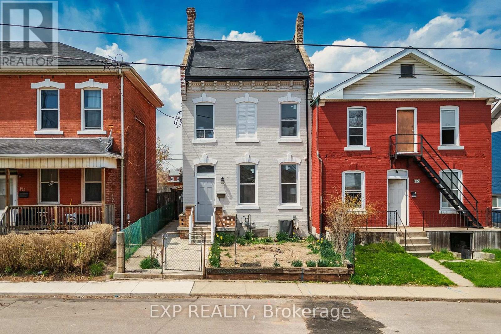 125 CATHCART STREET Property Photo 1