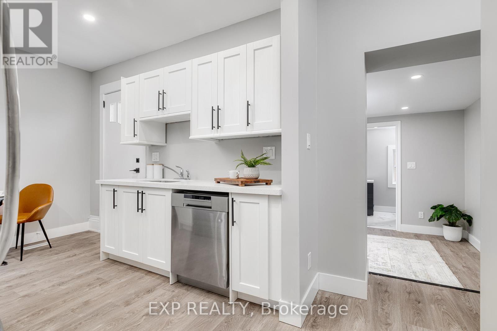 125 Cathcart Street Property Photo 12