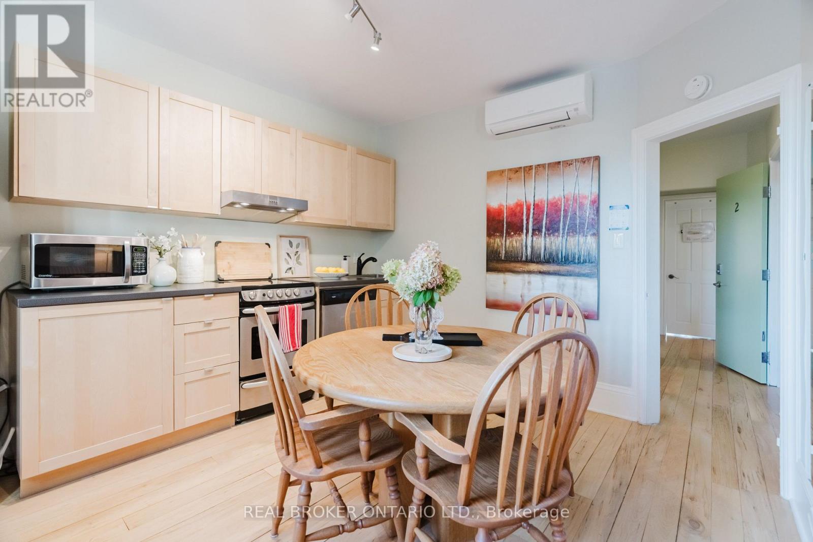 33 Argyle Avenue Property Photo 14