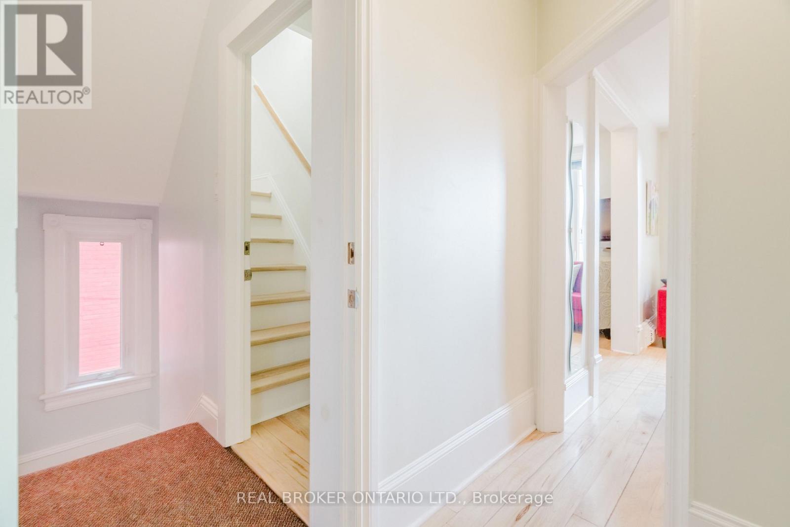 33 Argyle Avenue Property Photo 24