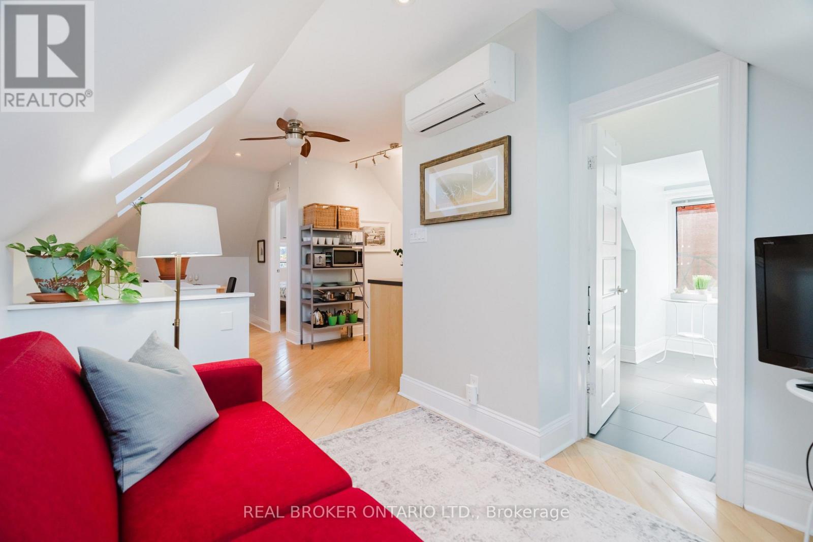 33 Argyle Avenue Property Photo 29