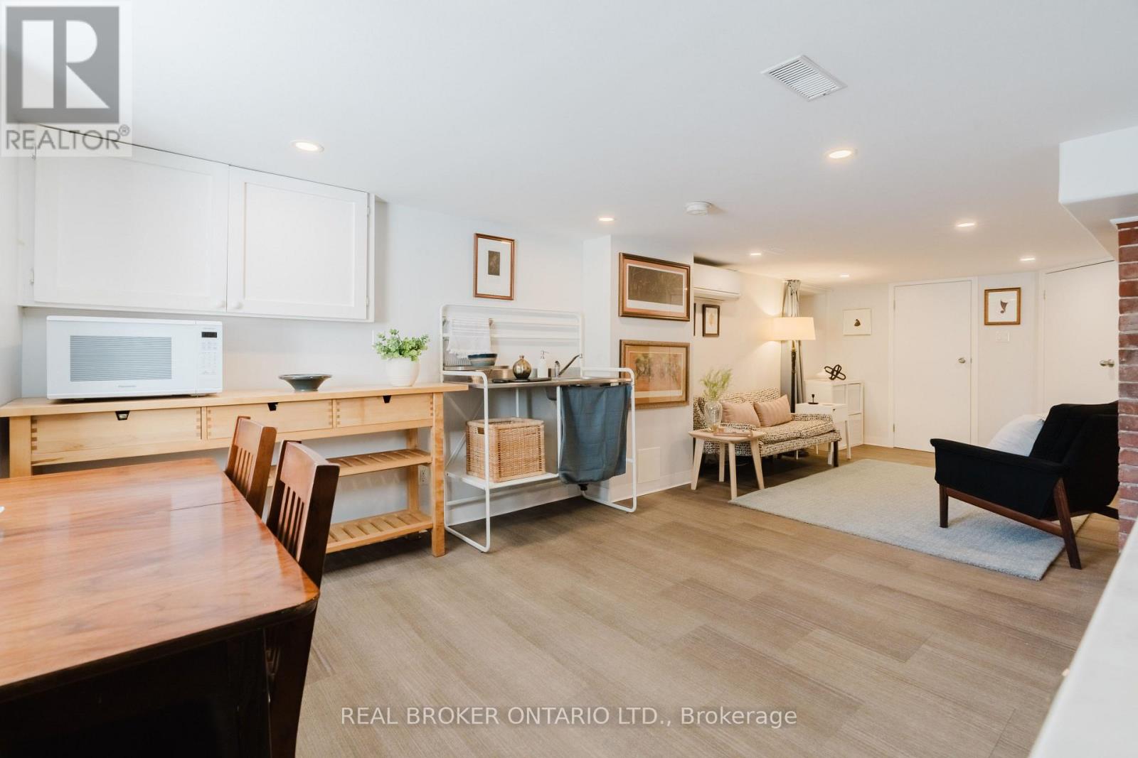 33 Argyle Avenue Property Photo 39