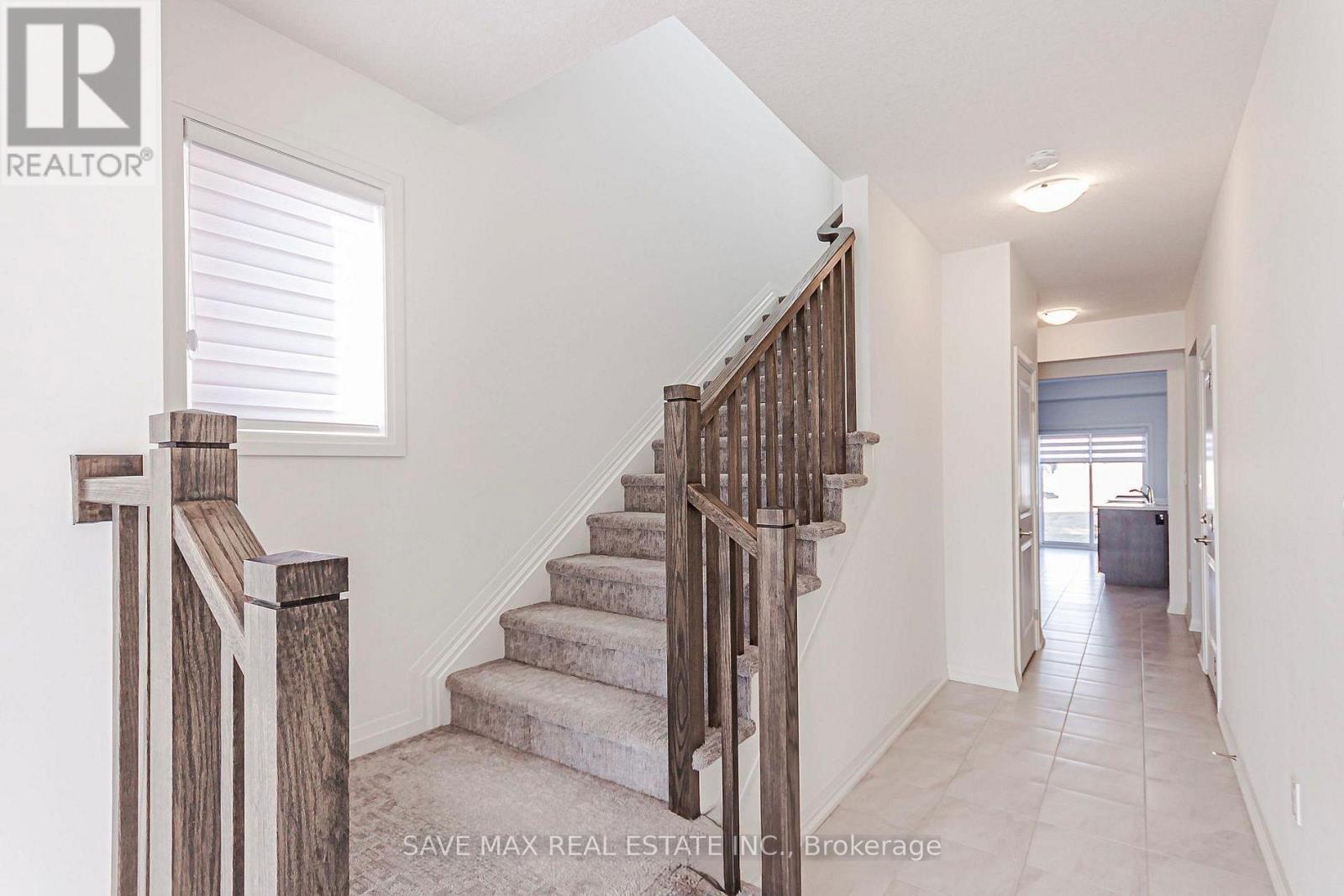 89 Acacia Road Property Photo 11