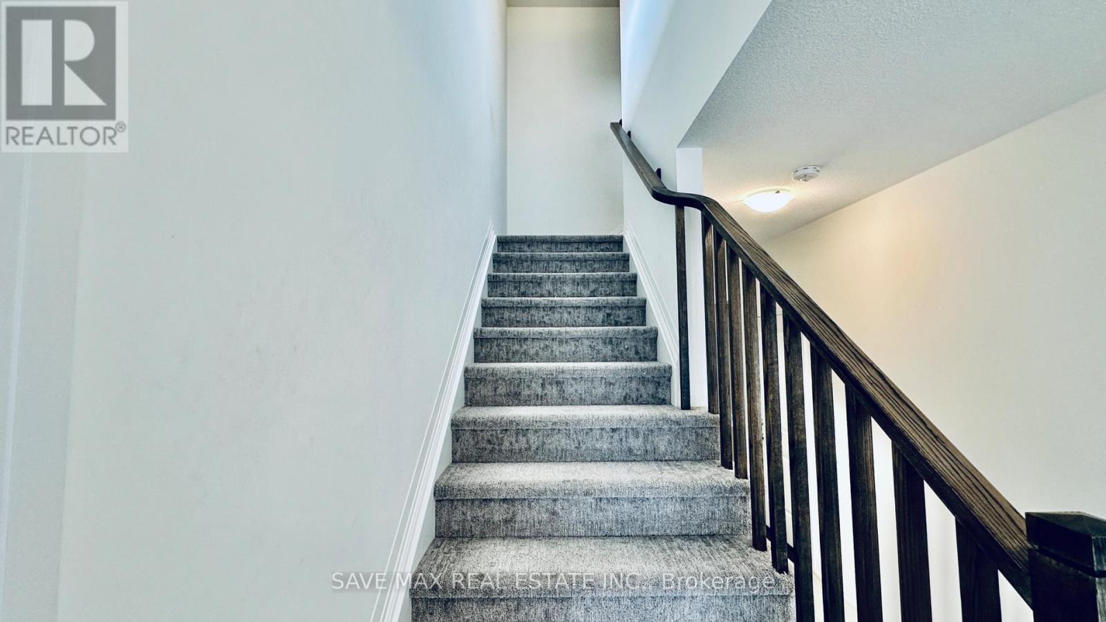 89 Acacia Road Property Photo 12