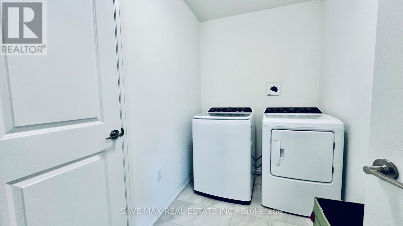 89 Acacia Road Property Photo 31