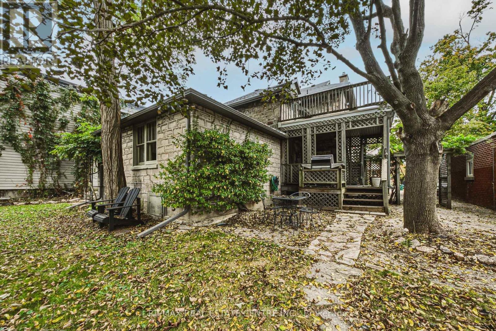75 Pollock Avenue Property Photo 35