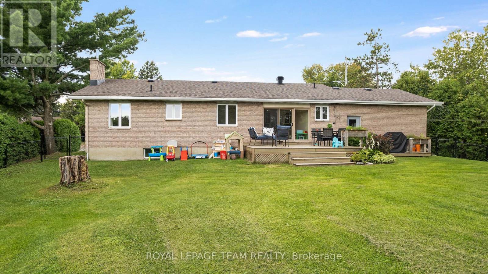 4603 Gregoire Road Property Photo 38