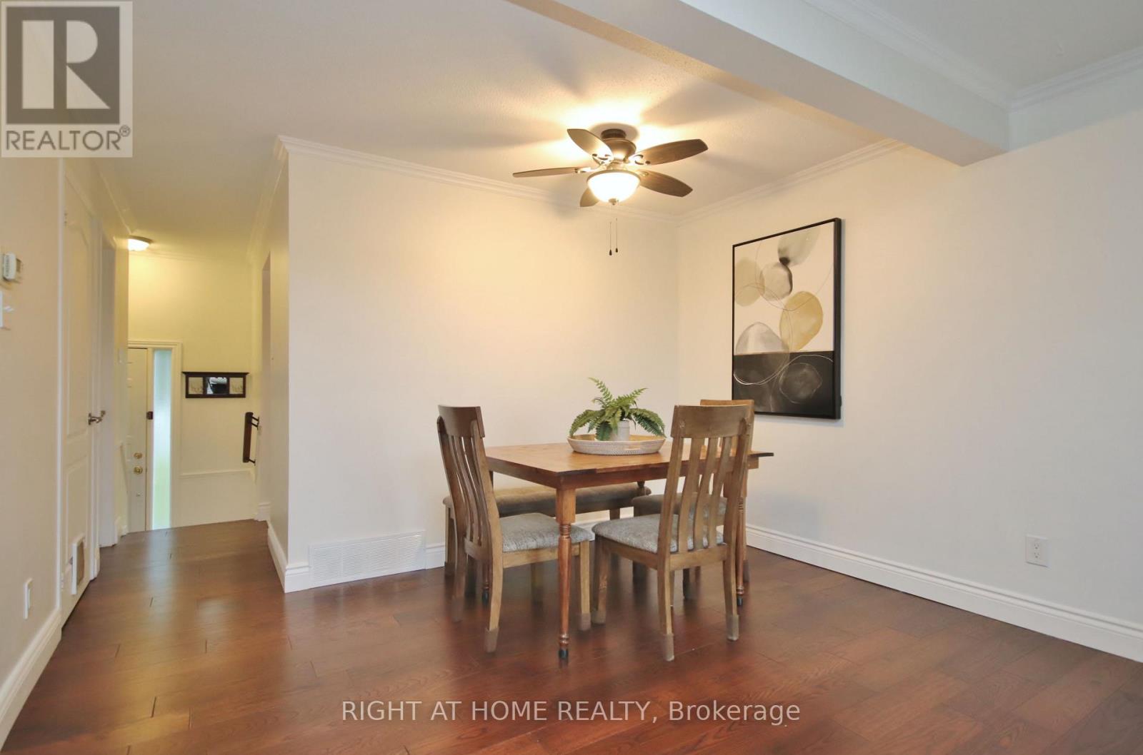 27 - 3250 Uplands Drive Property Photo 5