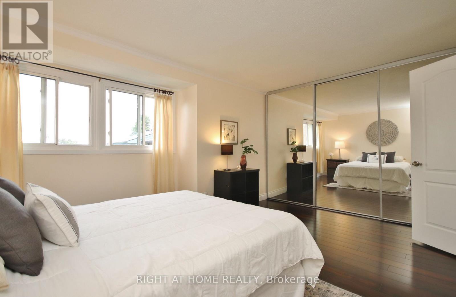 27 - 3250 Uplands Drive Property Photo 16