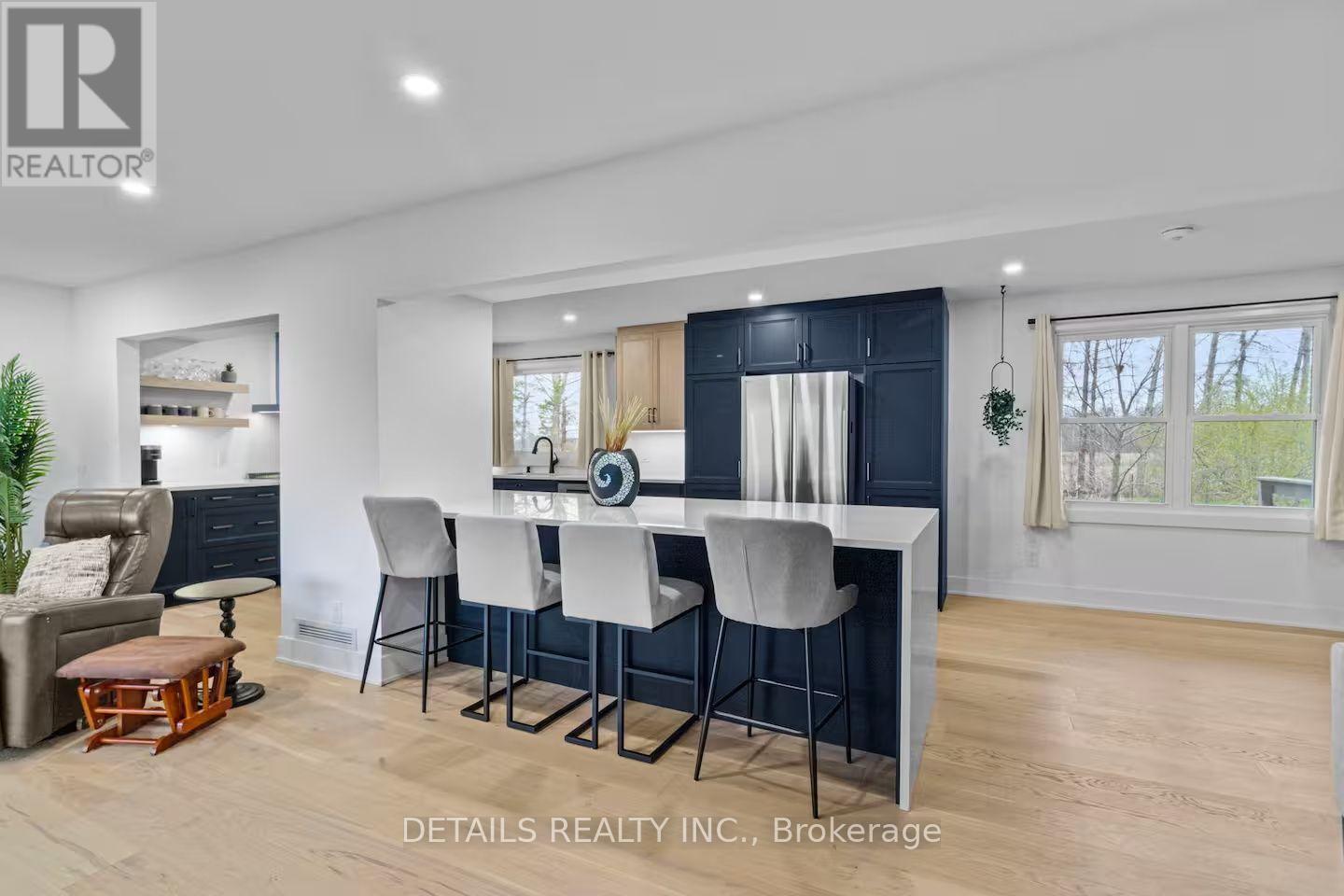 1649 Huismans Road Property Photo 3