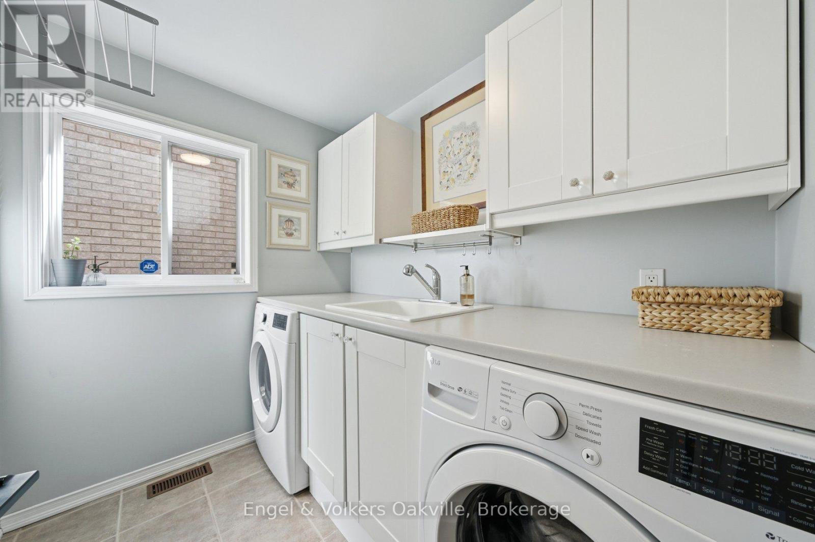 44 Keewaydin Street Property Photo 20