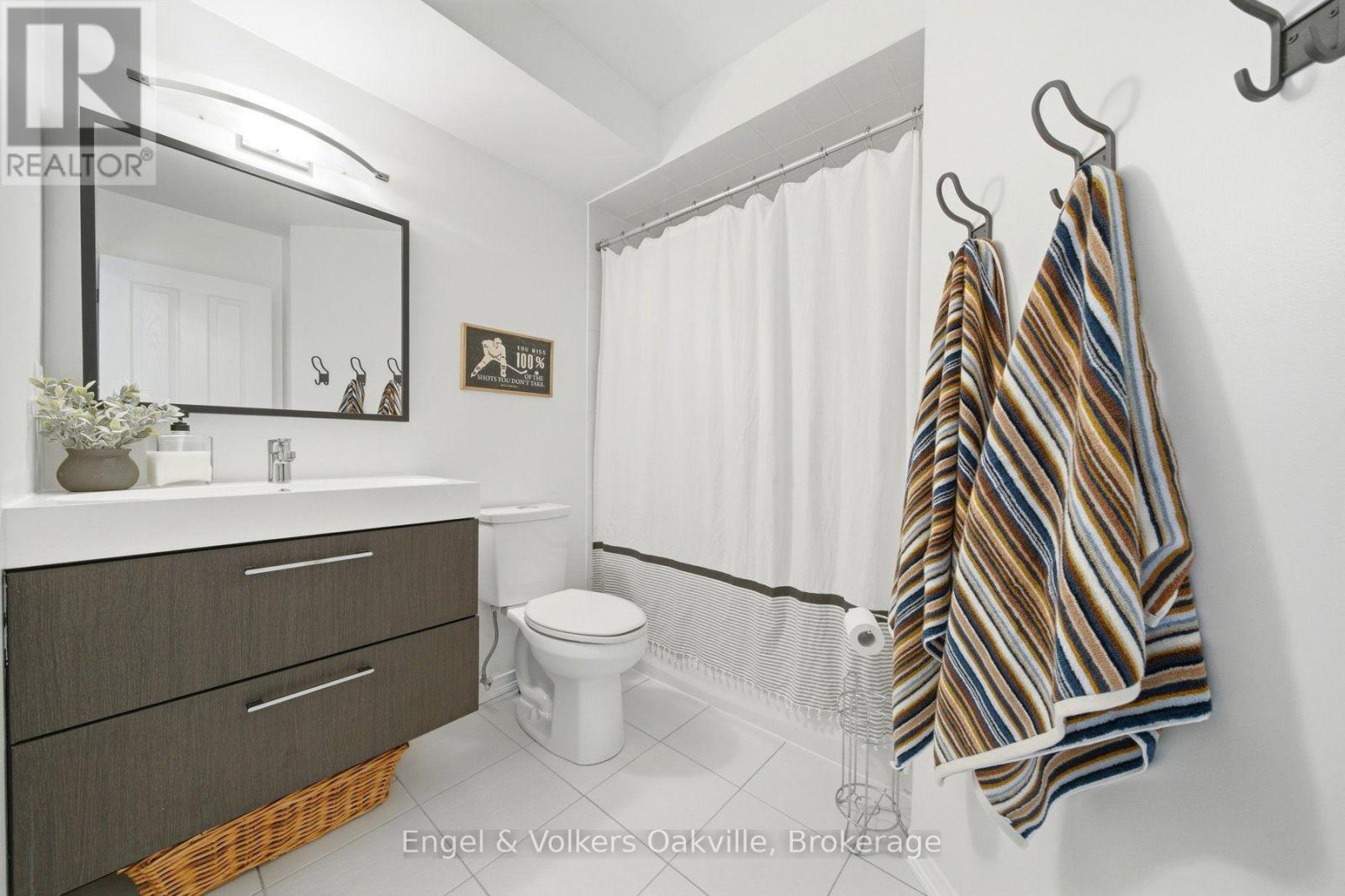 44 Keewaydin Street Property Photo 28