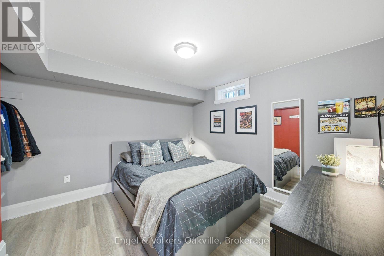 44 Keewaydin Street Property Photo 42