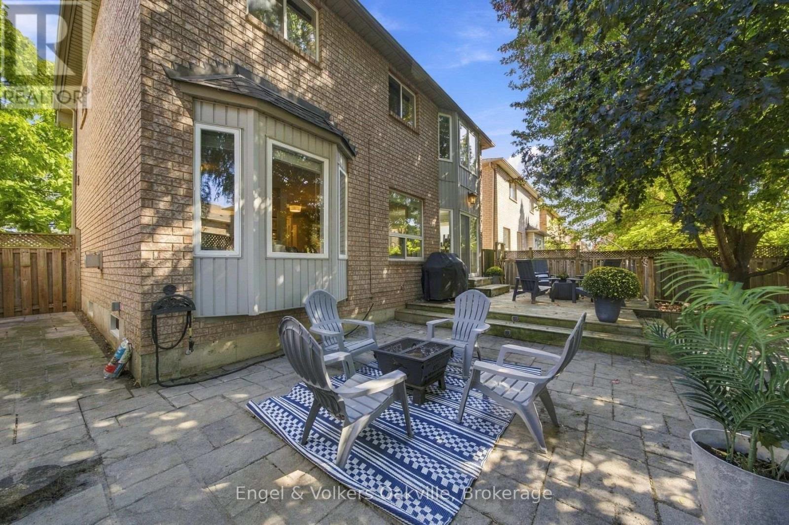 44 Keewaydin Street Property Photo 47