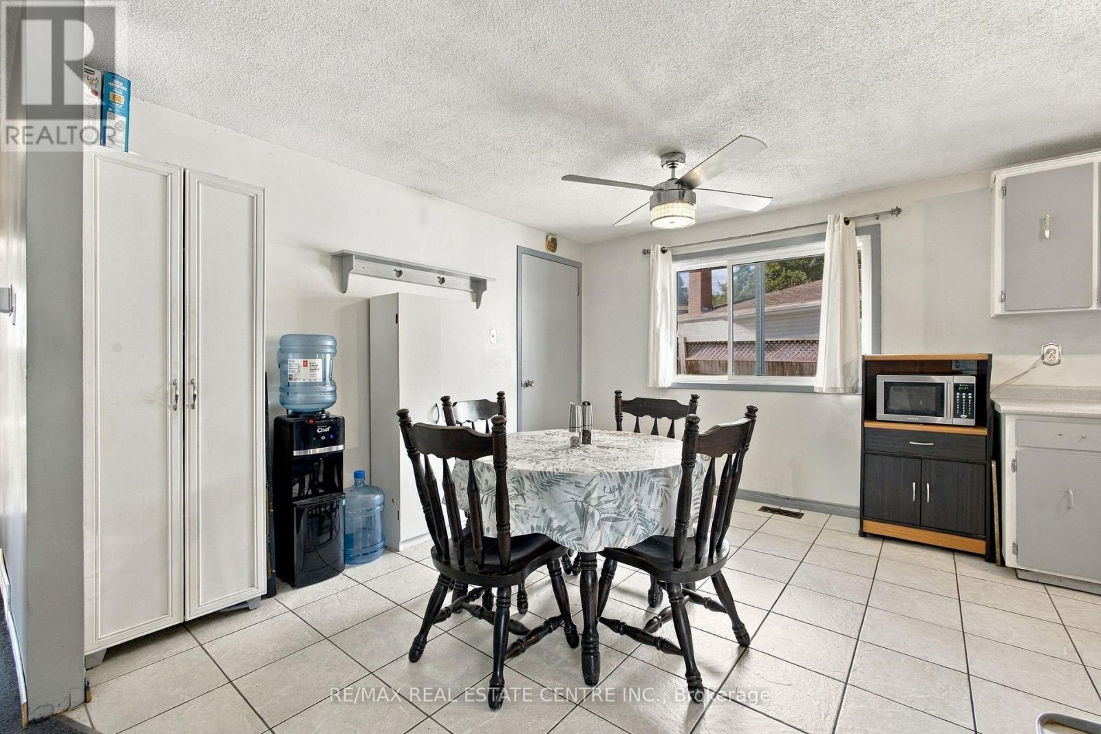 135 Cedarhill Crescent Property Photo 14