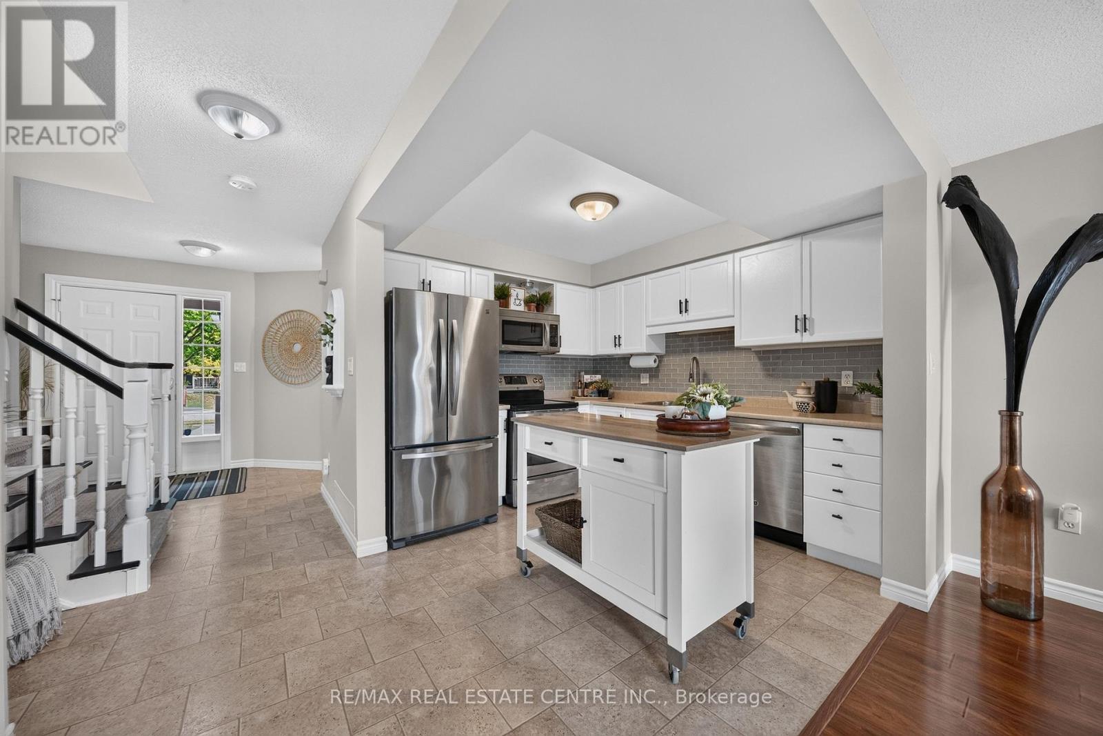 50 Calvin Court Property Photo 7