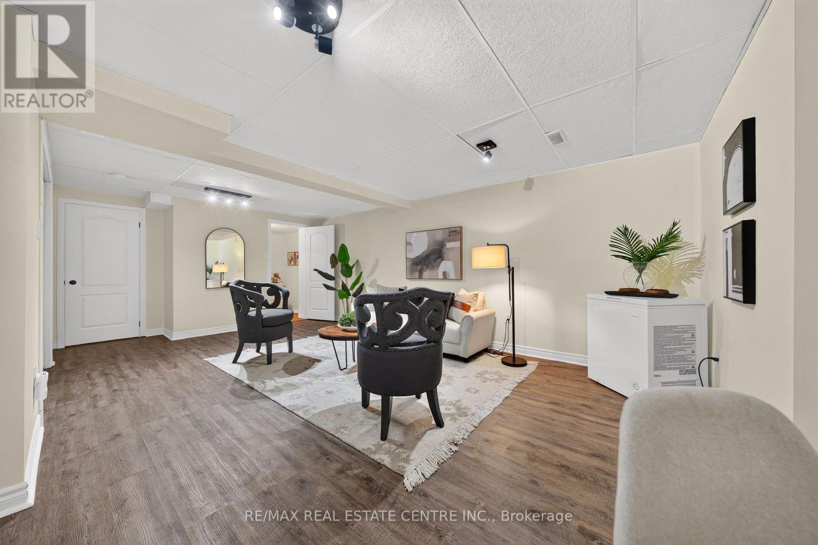 50 Calvin Court Property Photo 28