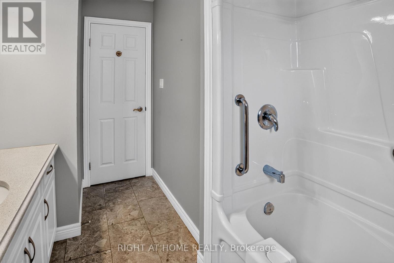 14 Oriole Lane Property Photo 17