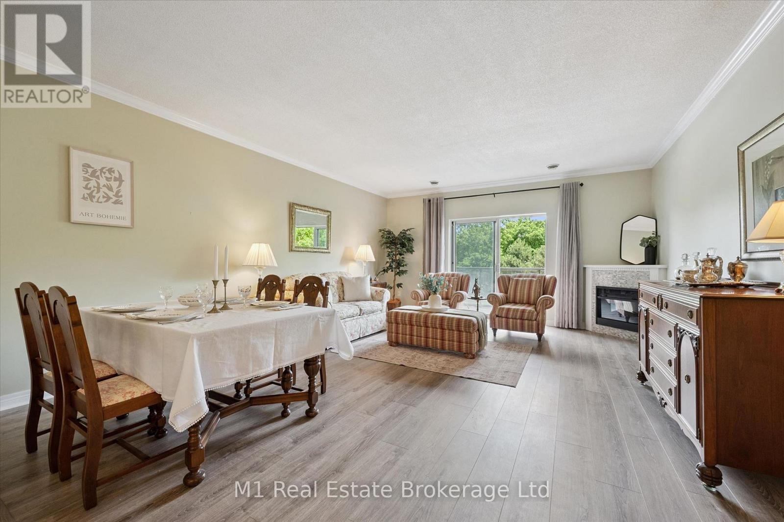 207 - 60 Wyndham Street S Property Photo 15