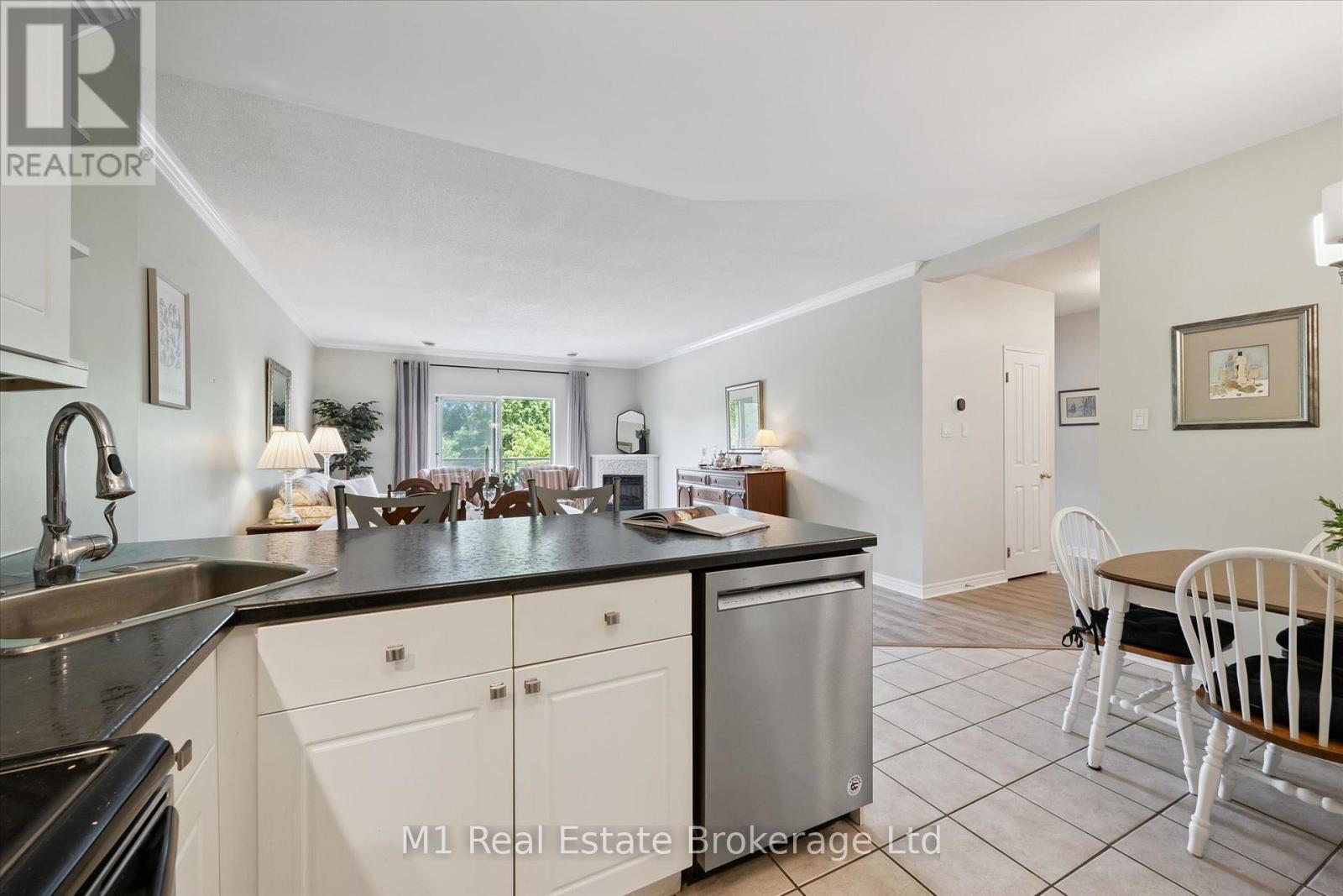 207 - 60 Wyndham Street S Property Photo 24