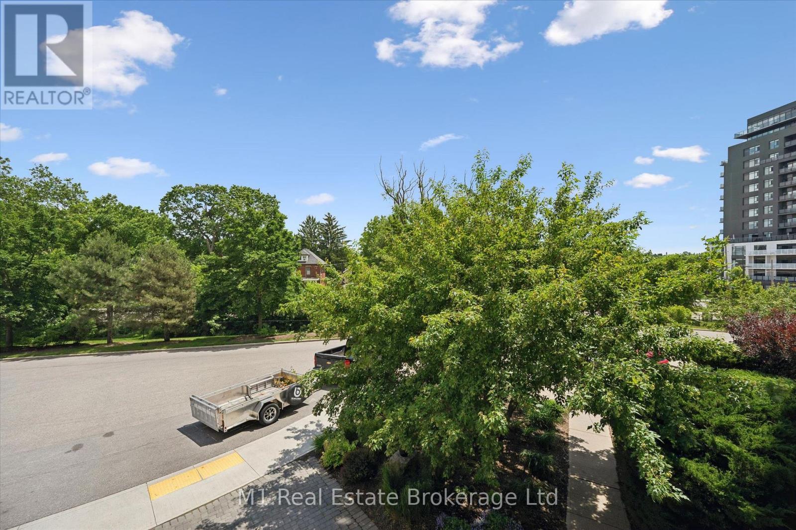 207 - 60 Wyndham Street S Property Photo 38