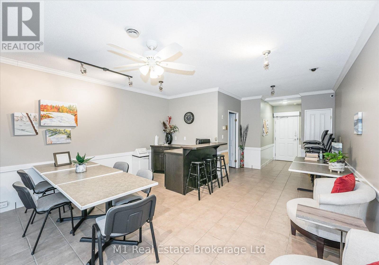 207 - 60 Wyndham Street S Property Photo 40