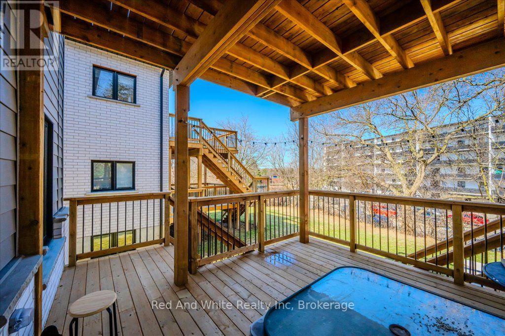 498 Karn Street Property Photo 22