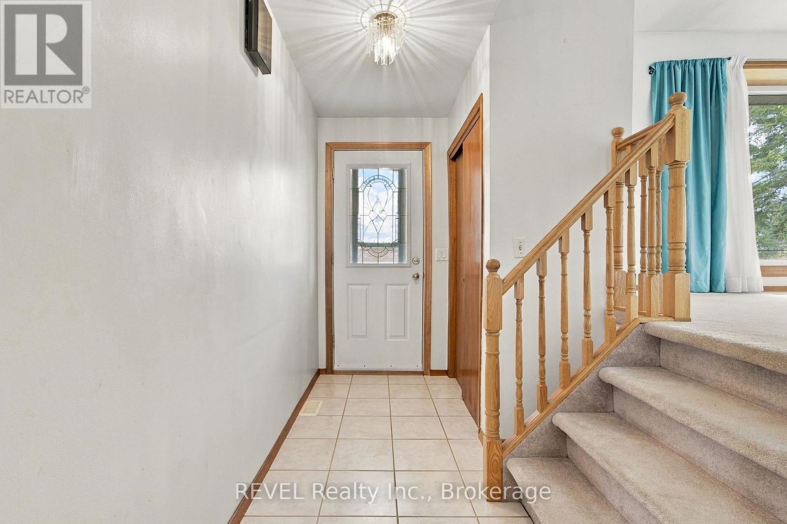 17527 Telephone Road Property Photo 5