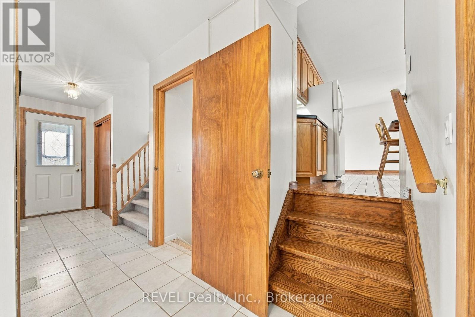 17527 Telephone Road Property Photo 6