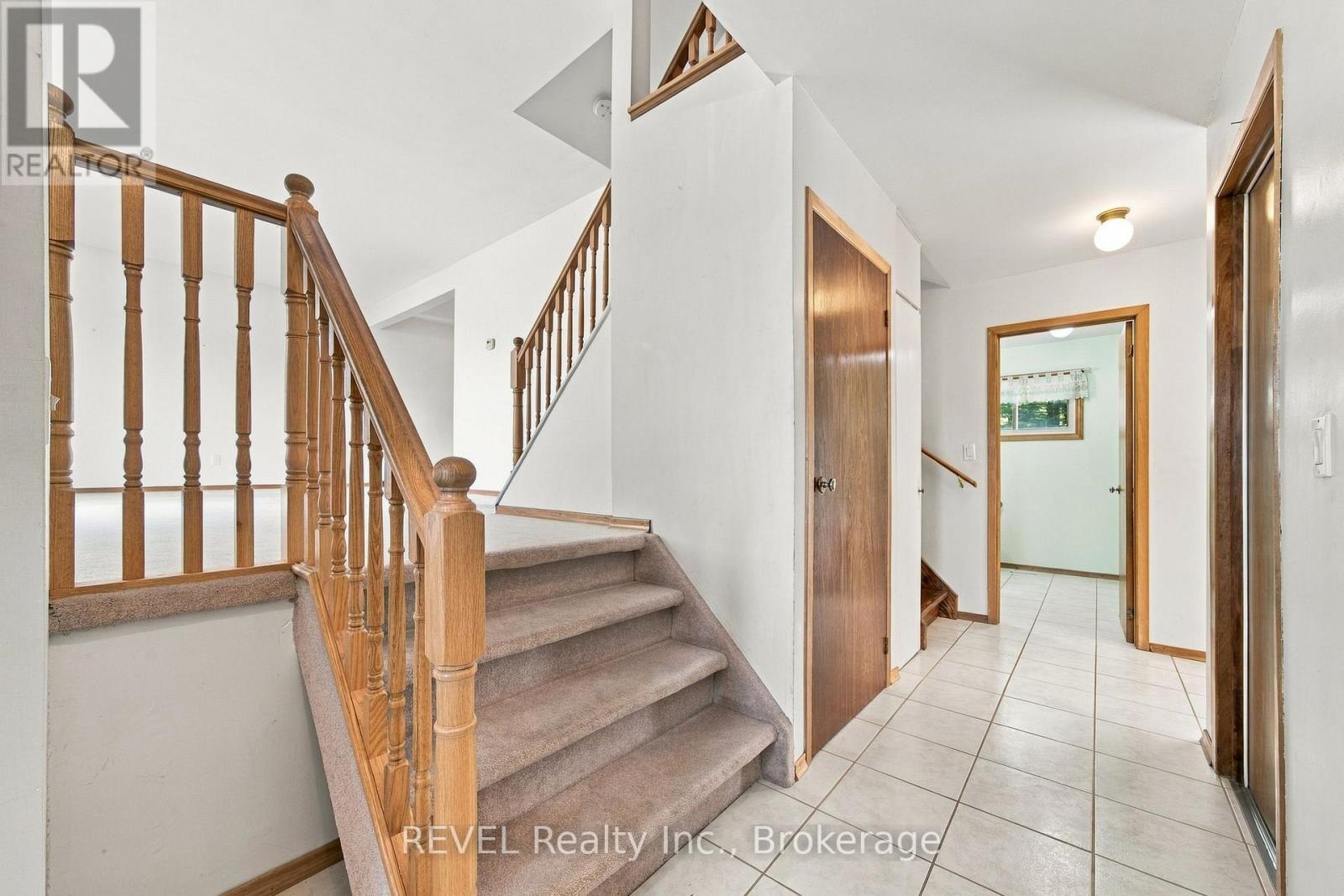 17527 Telephone Road Property Photo 7