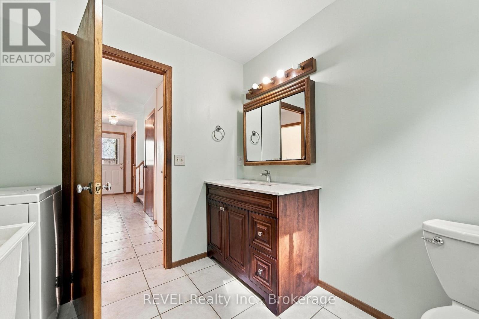 17527 Telephone Road Property Photo 16