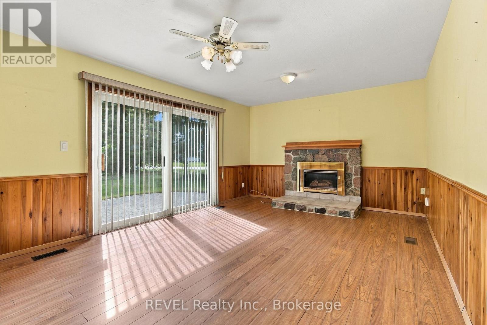 17527 Telephone Road Property Photo 17