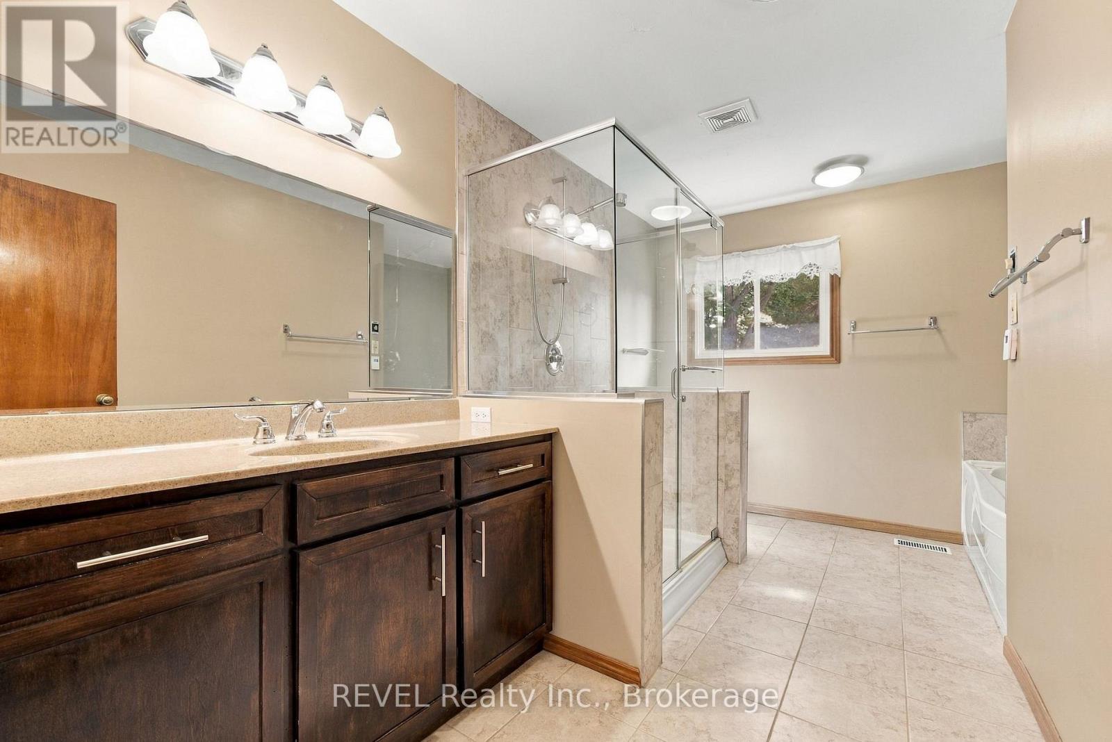 17527 Telephone Road Property Photo 29