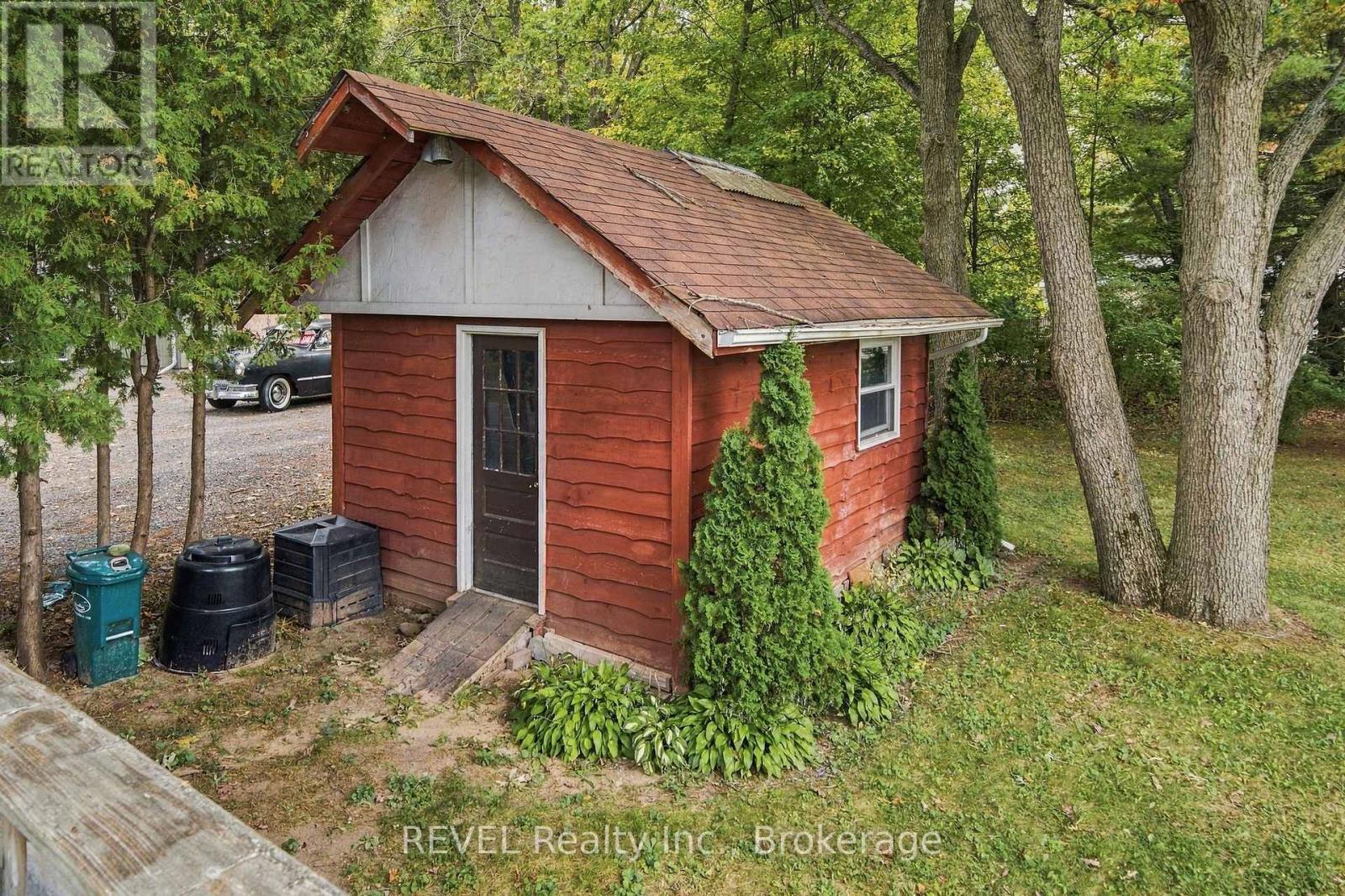 17527 Telephone Road Property Photo 46