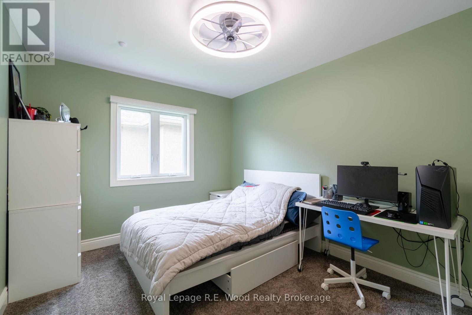 9 Pollard Street Property Photo 14