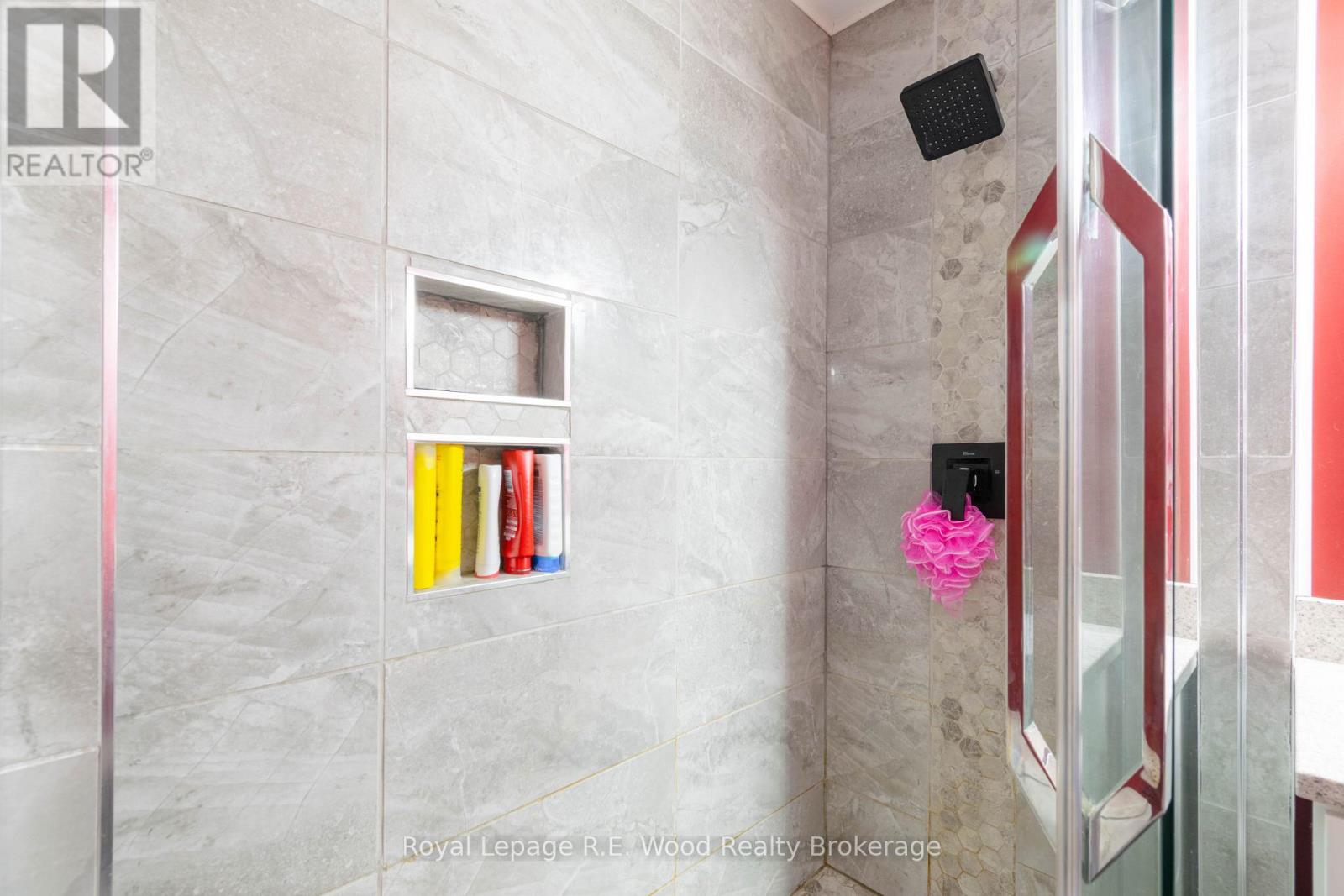9 Pollard Street Property Photo 16
