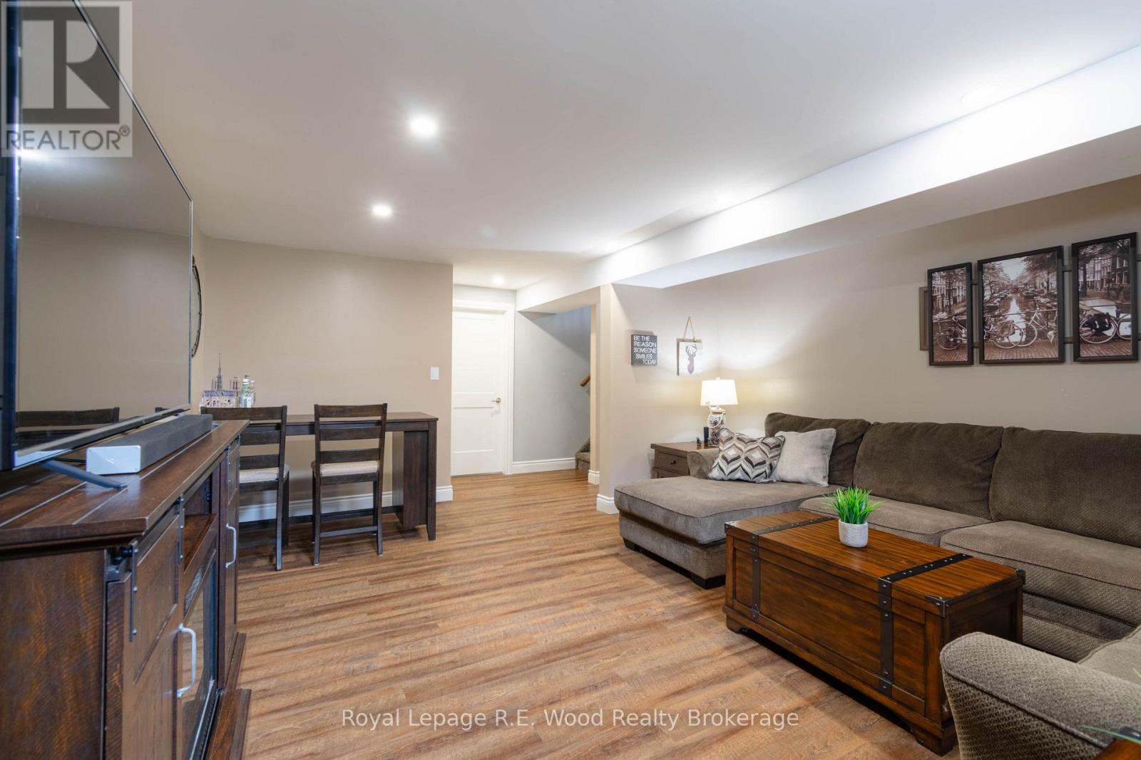 9 Pollard Street Property Photo 18