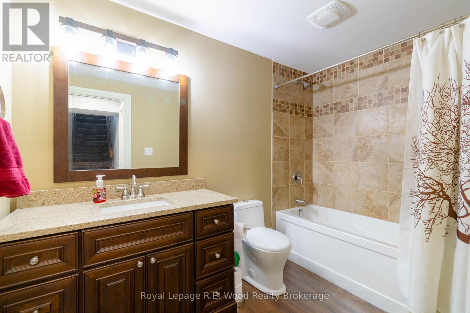 9 Pollard Street Property Photo 21
