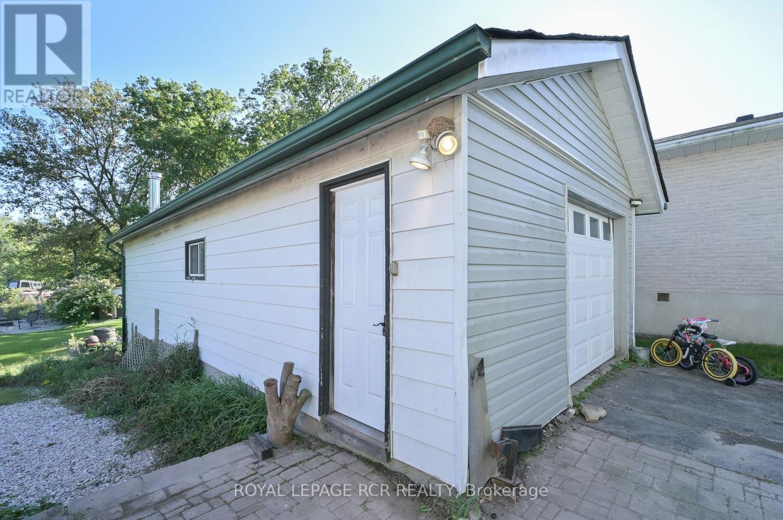 103 Amaranth St E Property Photo 30