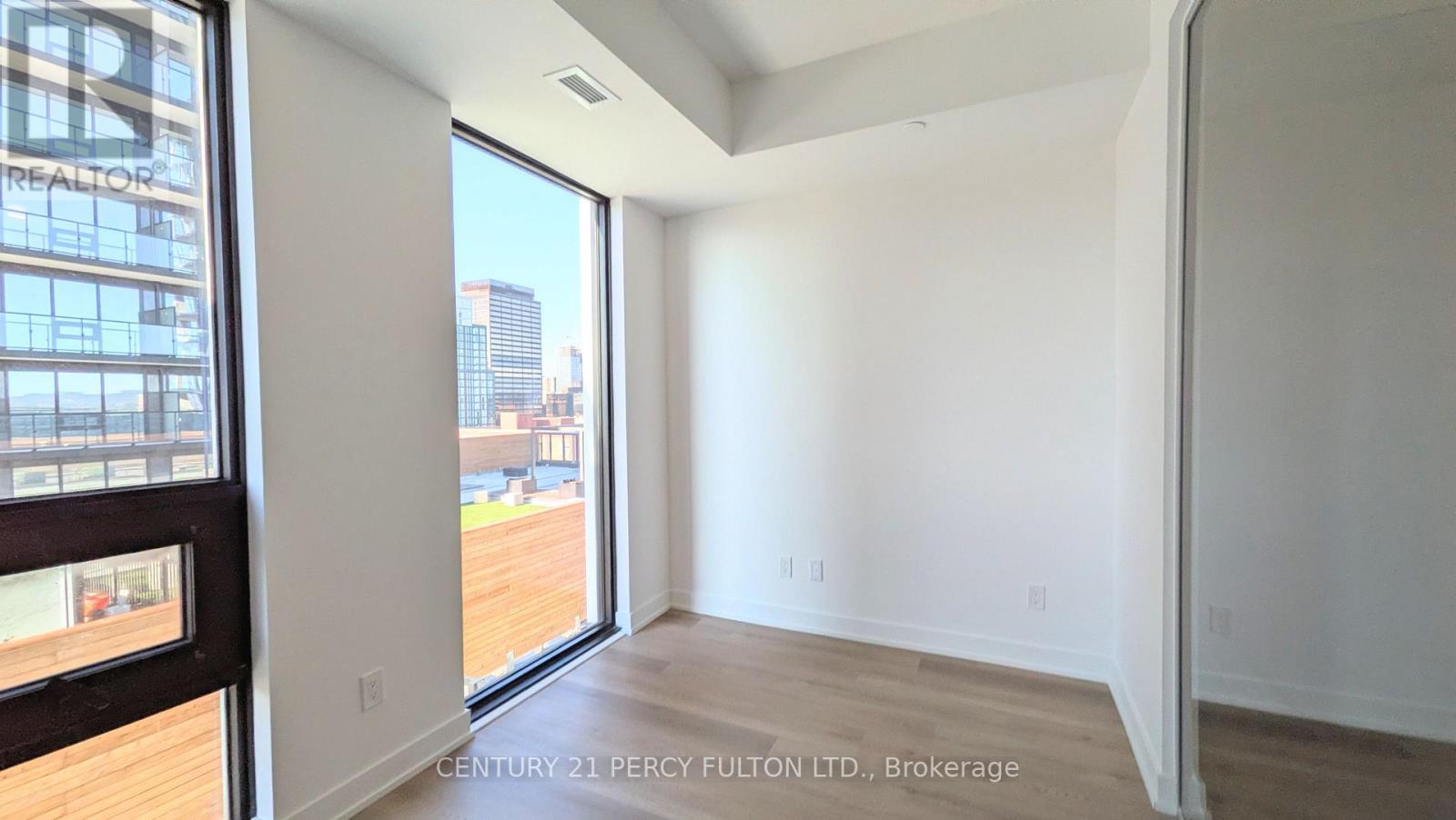1017 - 101 John Street N Property Photo 7