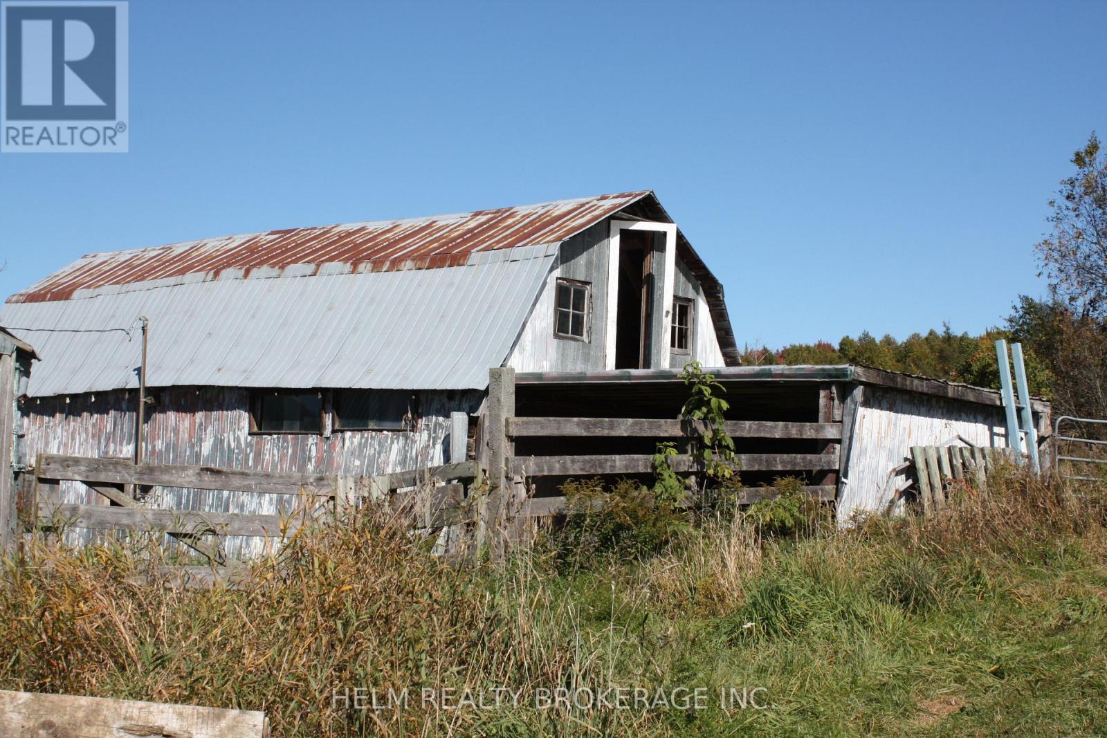 471 Trunk Road Property Photo 15