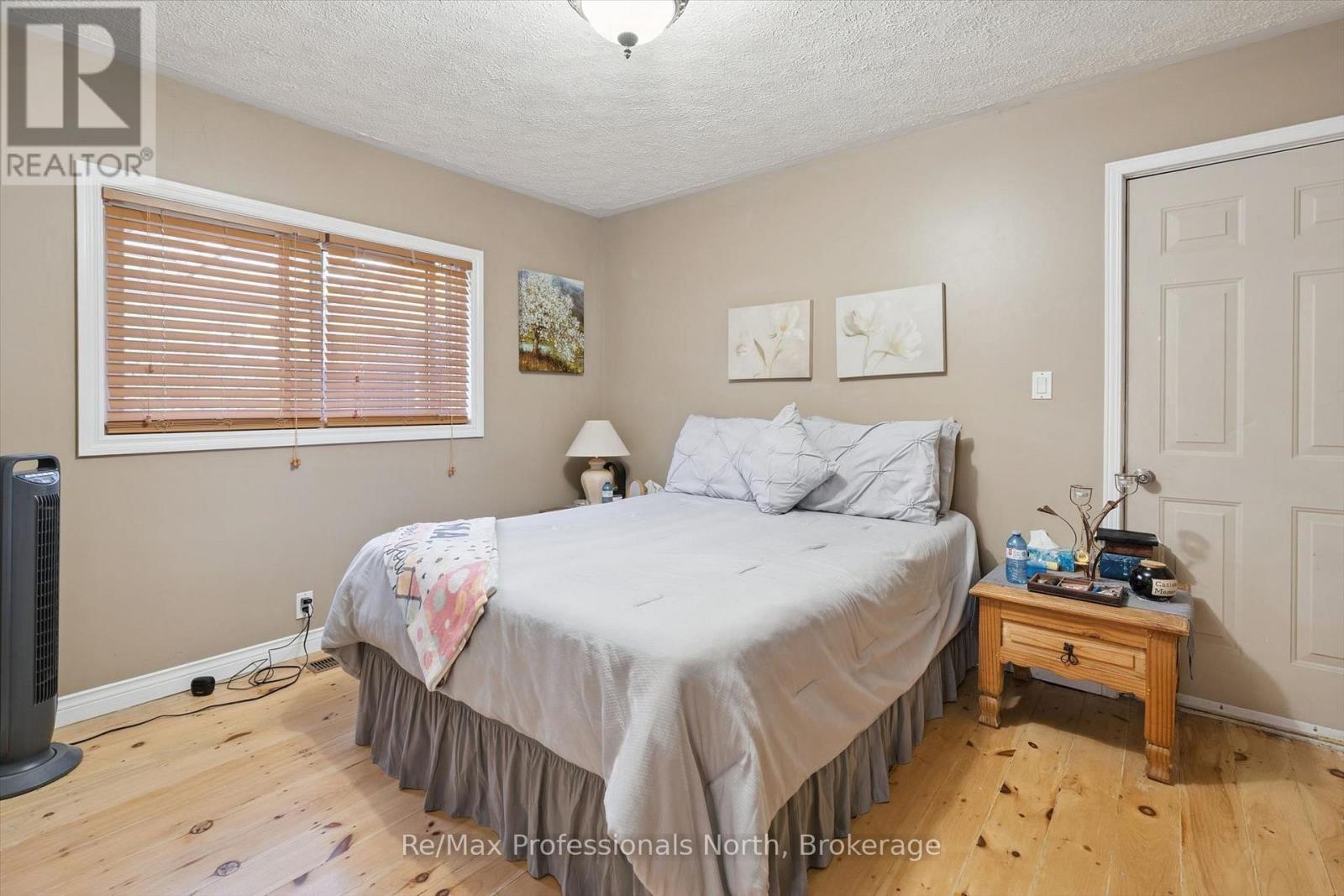 1695-1703 Winhara Road Property Photo 16